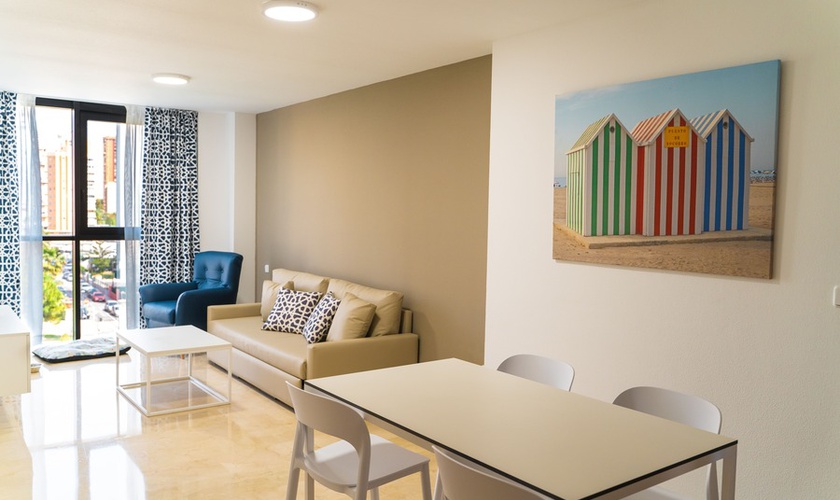 Apartment (3 bedrooms) 5/7 Magic Atrium Plaza Apartments Benidorm Apartment (3 bedrooms) 5/7 Magic Atrium Plaza Apartments Benidorm