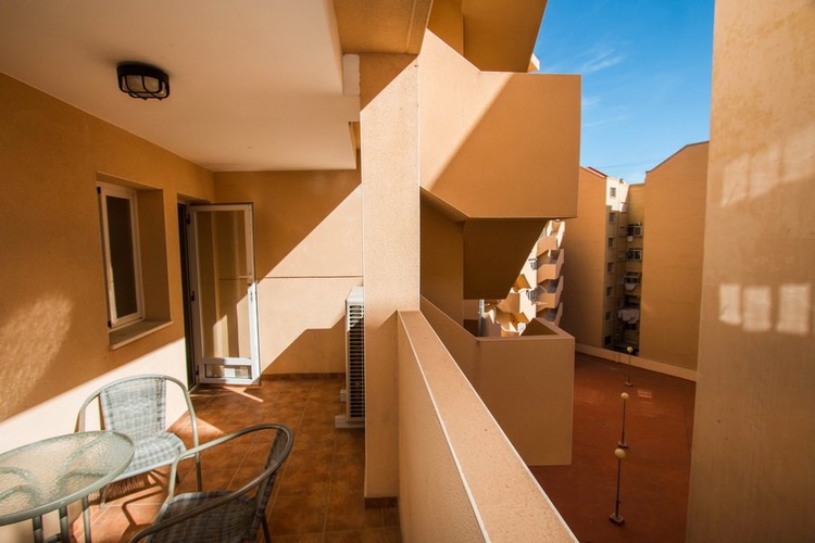 Apartment (3 bedrooms) 5/7 Magic Atrium Plaza Apartments Benidorm Apartment (3 bedrooms) 5/7 Magic Atrium Plaza Apartments Benidorm