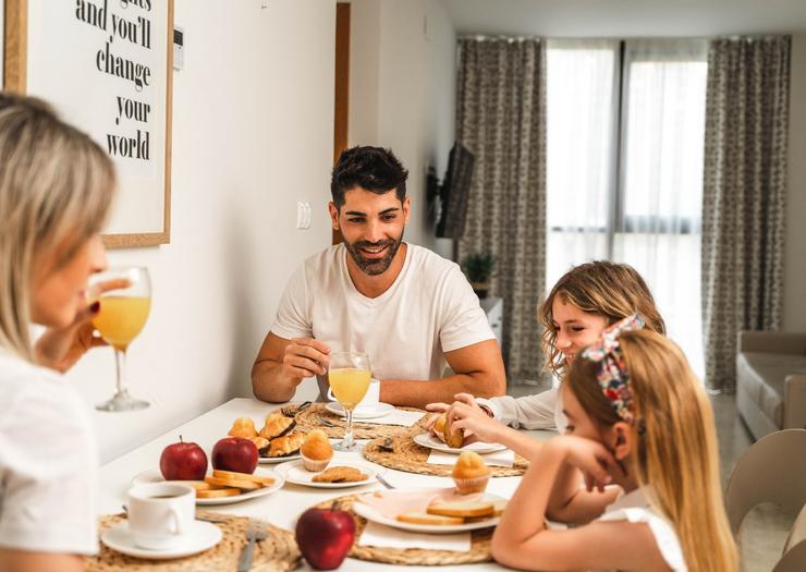 Apartment (3 Bedrooms) 5/7 Magic Atrium Plaza Apartments Benidorm Apartment (3 Bedrooms) 5/7 Magic Atrium Plaza Apartments Benidorm